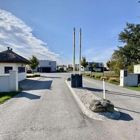 LUXUS Appartement am Golfplatz und Therme Lutzmannsburg Zsira Exterior foto