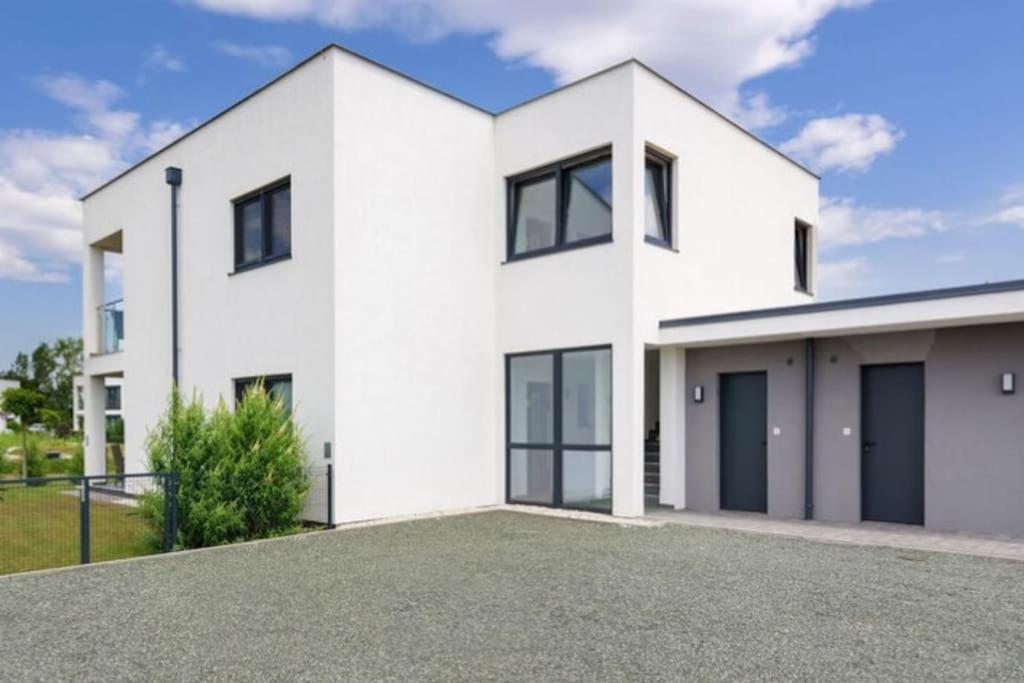 LUXUS Appartement am Golfplatz und Therme Lutzmannsburg Zsira Exterior foto