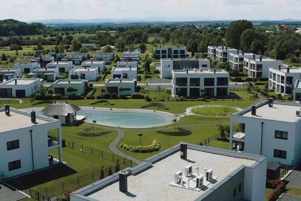 LUXUS Appartement am Golfplatz und Therme Lutzmannsburg Zsira Exterior foto